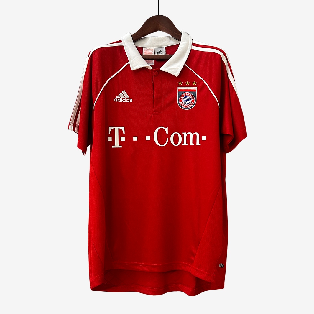 7-118_ab7c827e-bae0-4eaa-a715-33861aee2505 Camiseta Local Bayern Munich 2005/06 – Versión Retro - Imagen 1