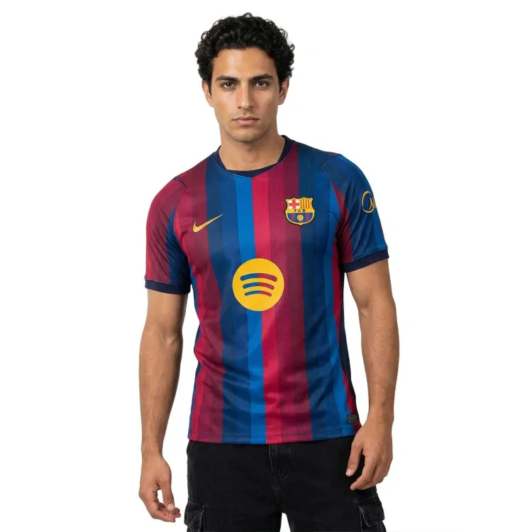 imgi_7_camiseta-nike-fc-barcelona-primera-equipacion-2026-2027-garnet-0 Camiseta FC Barcelona 26/27 Fan Version - Imagen 1