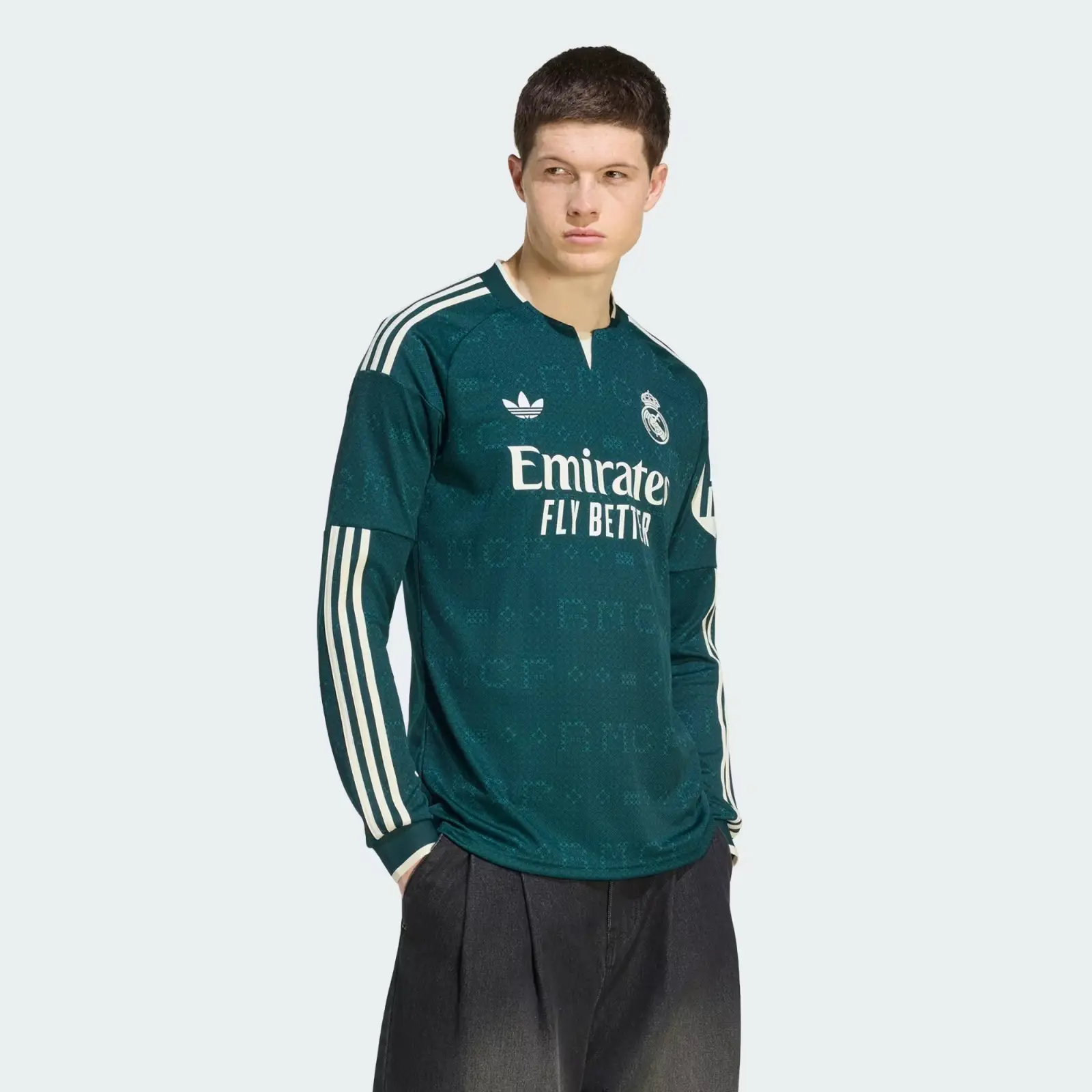 WhatsApp-Image-2026-07-24-at-13.44.09-5.jpeg.webp Camiseta Real Madrid Manga Larga Visitante 26/27 Fan Version - Imagen 1